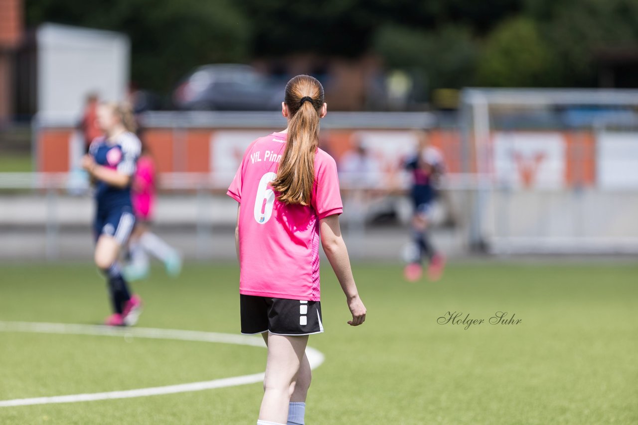 Bild 281 - wCJ Osterroenfelder TSV - VfL Pinneberg : Ergebnis: 0:15